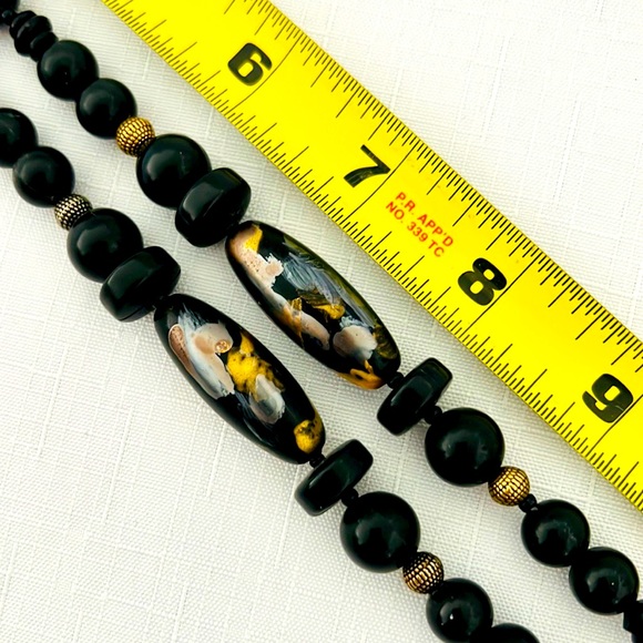 Necklace~Wooden Painted / Host Pick - Picture 8 of 10